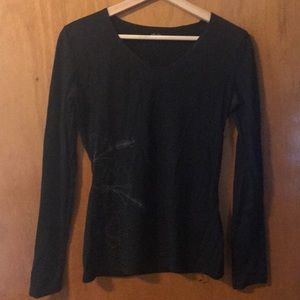 Black icebreaker long sleeve with floral pattern